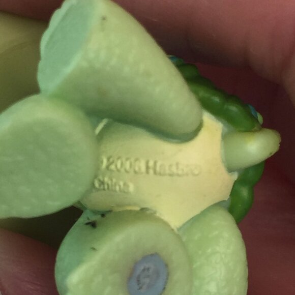 Littlest Pet Shop 321 Turtle Green Eyes 504 Turtle Pink Diamond Eyes Lot of 4 - Picture 8 of 14